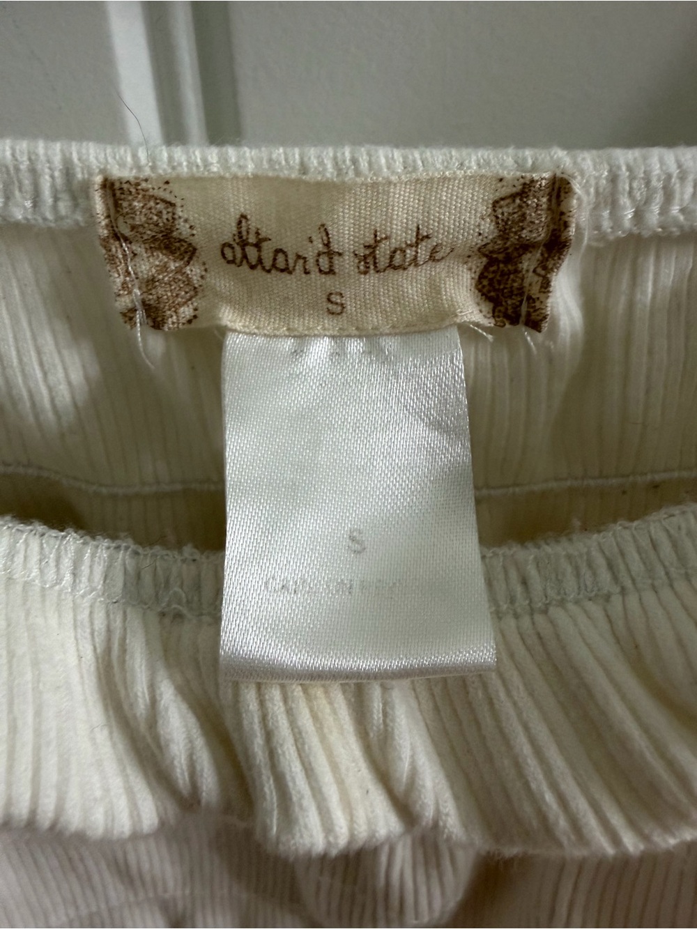 Altar'd State Cream Ribbed Square-Neck Puff Sleeve Crop Top SzS Coquette Cottage - Picture 3 of 7